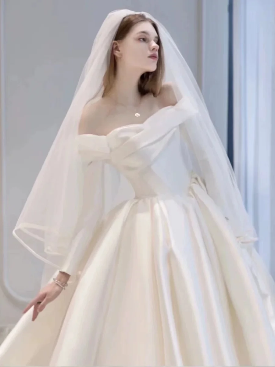 Coréen Sle Satin Light Mariage Dr Nouvelle Mariée Une épaule Longue Sve Minceur Nouveau Modèle Principal Dr Elely Simple Vint...