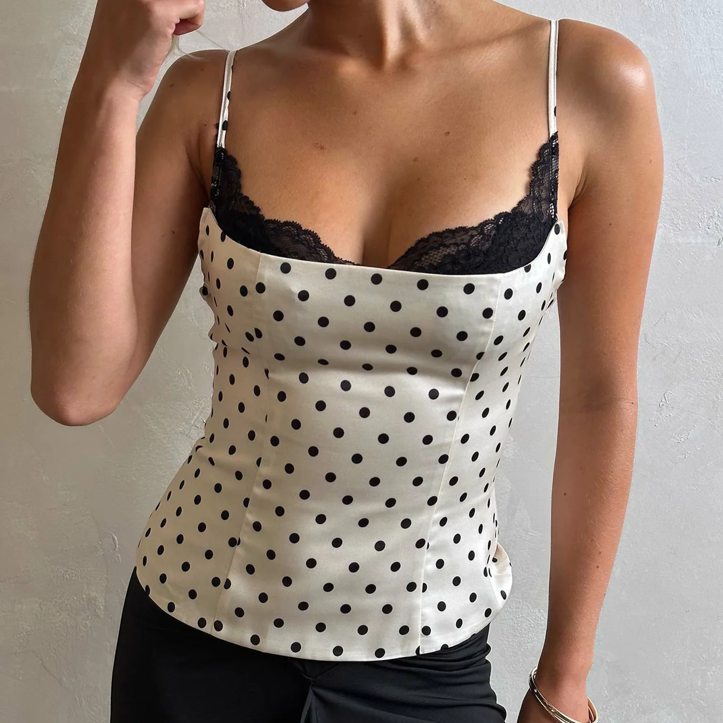 

Zeyla Women's French Polka Dot Lace Camisole Contrast Spaghetti Strap Slim Fitting Pure Desire Sweet Hot Girl Top Daily Wear