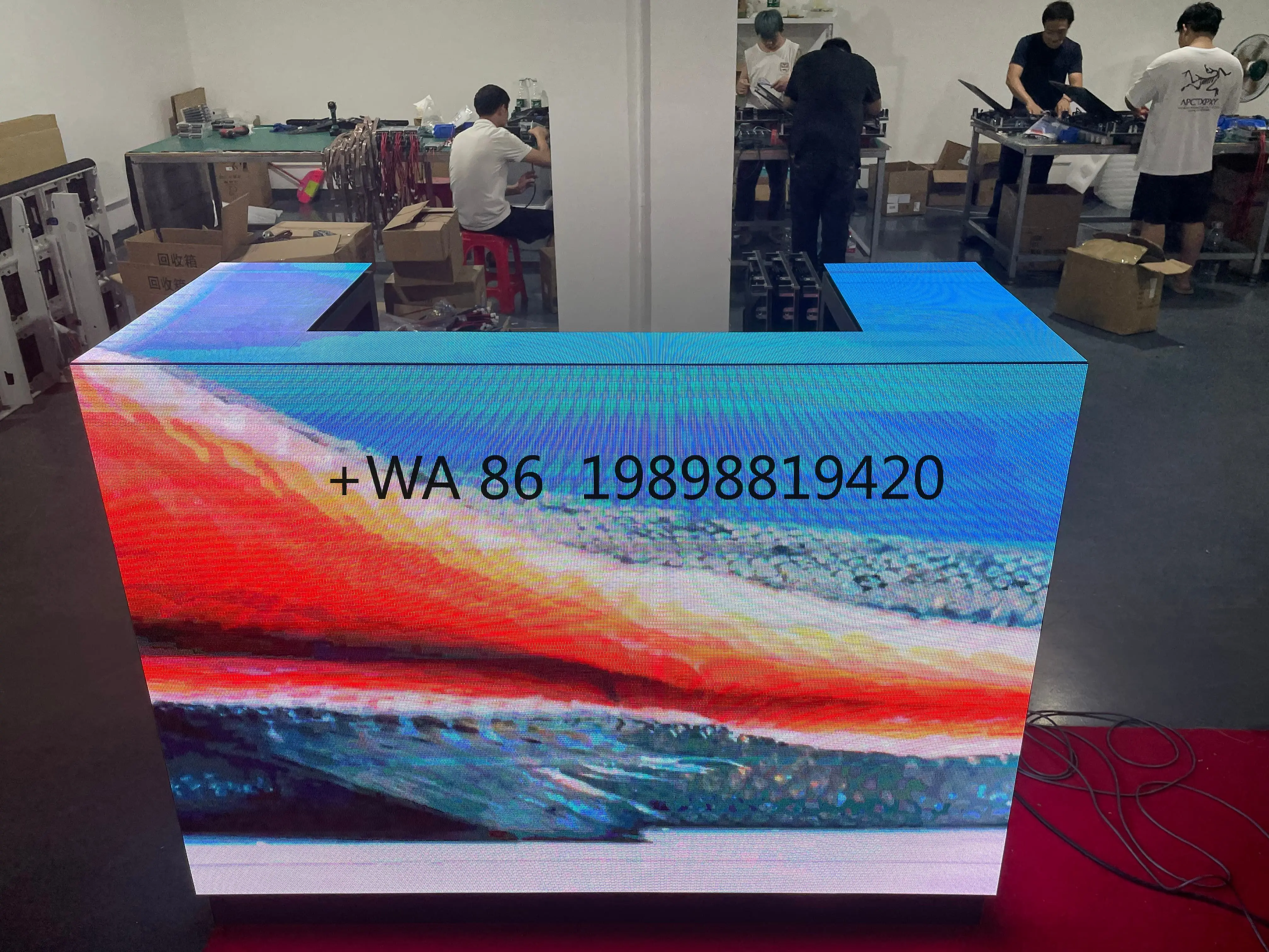 Special Shape Flexible P1.86 P2 P2.5 P3 Indoor Sphere Led Display Screen Ball Sphere Full Color 3D Led Video Screen