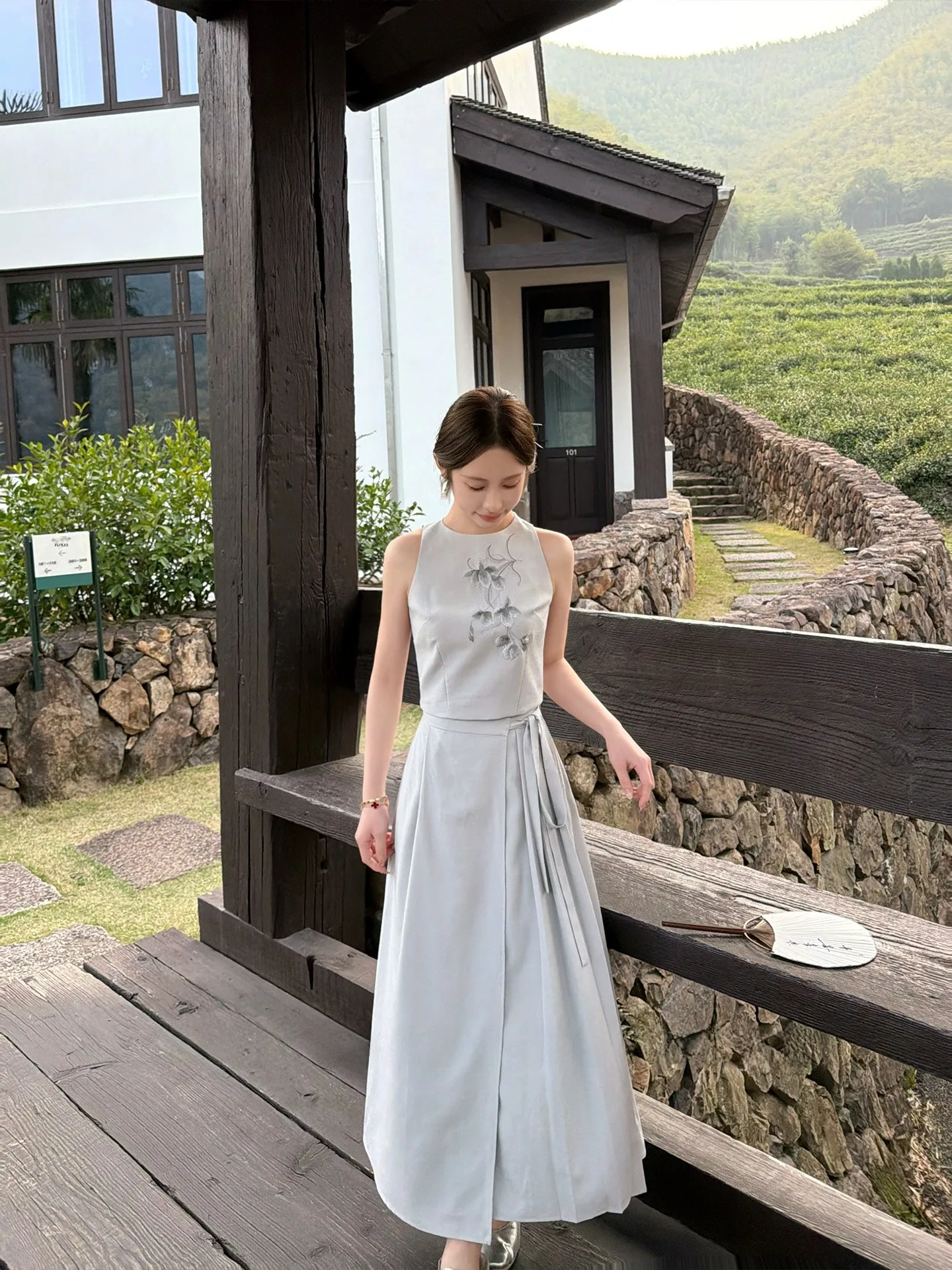 

Новая женская юбка А-силуэта в китайском стиле с высокой талией, летняя новинка, из льняной ткани, подходит для повседневной носки, полиэстер