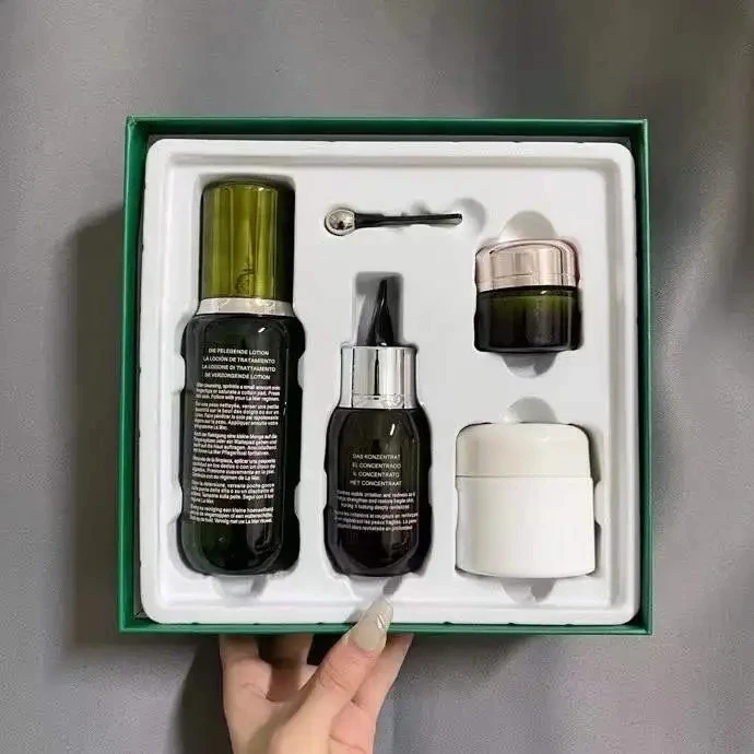 ensemble-de-soins-de-la-peau-creme-pour-les-yeux-creme-pour-le-visage-eau-essence-masque-nettoyant-hydrate-et-attenue-les-ridules