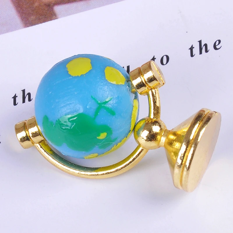 ลูกโลกจำลองหมุนได้ขนาด 1:12 สำหรับตกแต่งบ้านตุ๊กตา ทำจากโลหะผสมสีน้ำเงิน จำนวน 1 ชิ้น