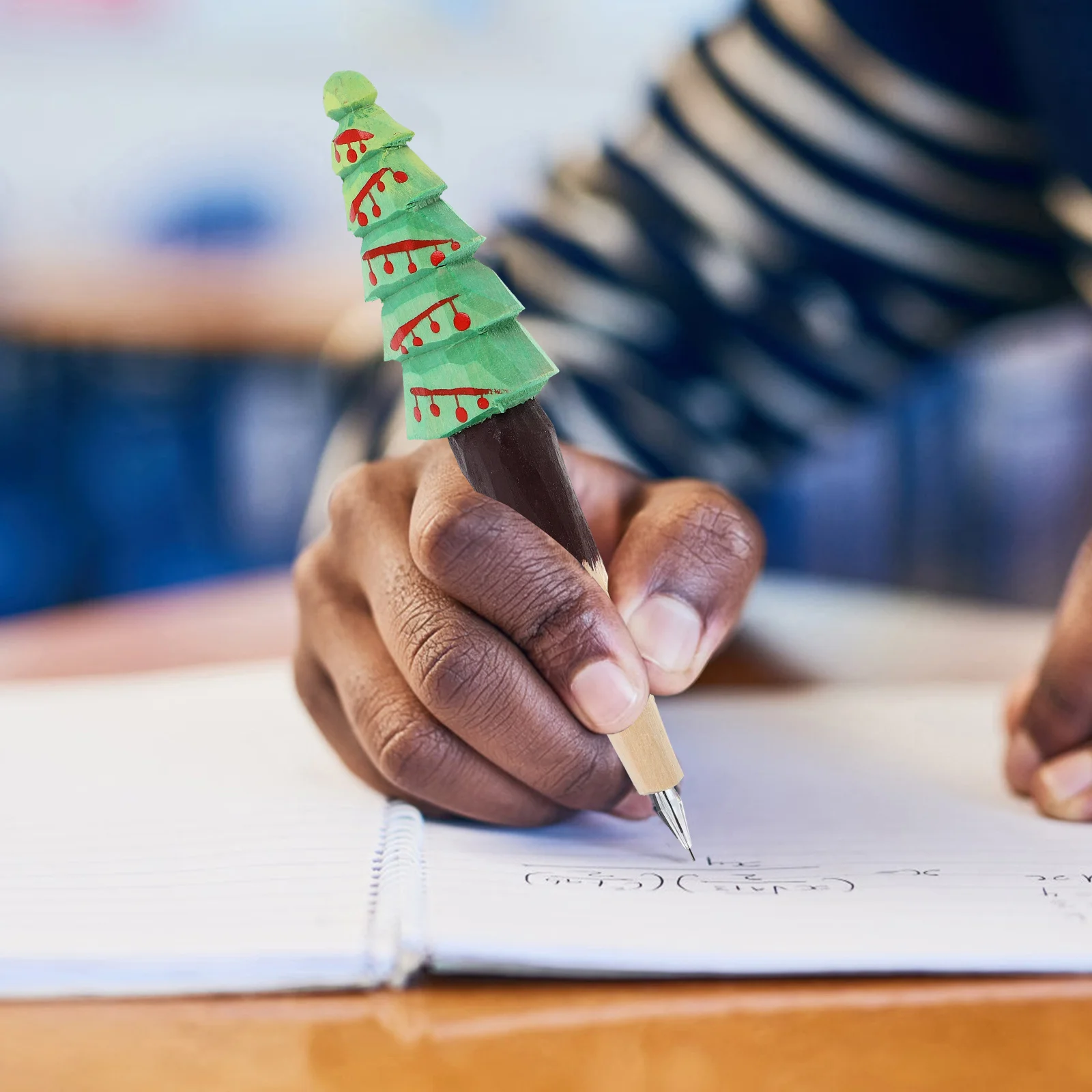 Christmas Gel Ink Pens Set Novelty Xmas Tree Design Black Ink Holiday School Office Supplies Christmas Themed Writing Pens