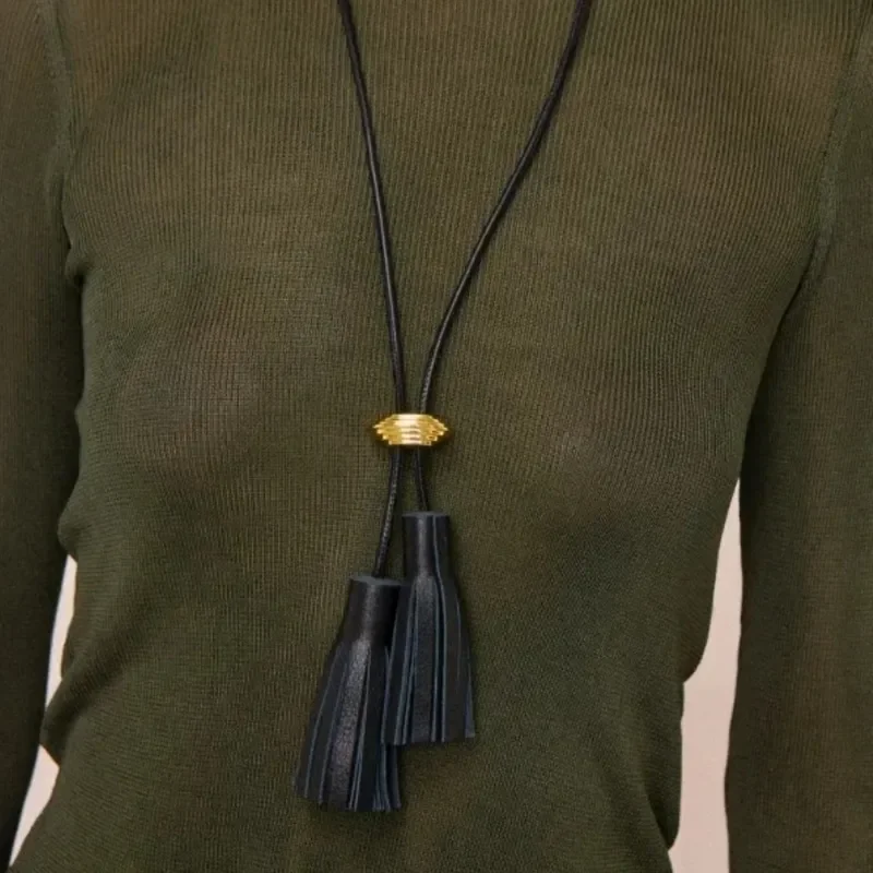 Retro leather long fringed sweater chain simple personality versatile long pendant niche design high-end necklace