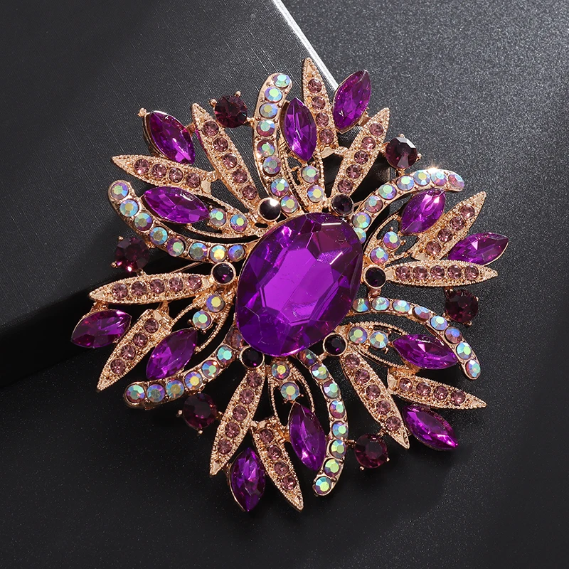 Exquisite Gorgeous Crystal Flower Brooch Women Elegant Fashion Banquet Jewelry Gift