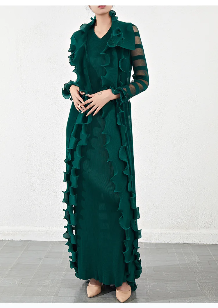 Women's Ruffled Dress, 2026 New Spring/Summer/Autumn Style, Faux Two-Piece Fashionable Pleated Dress