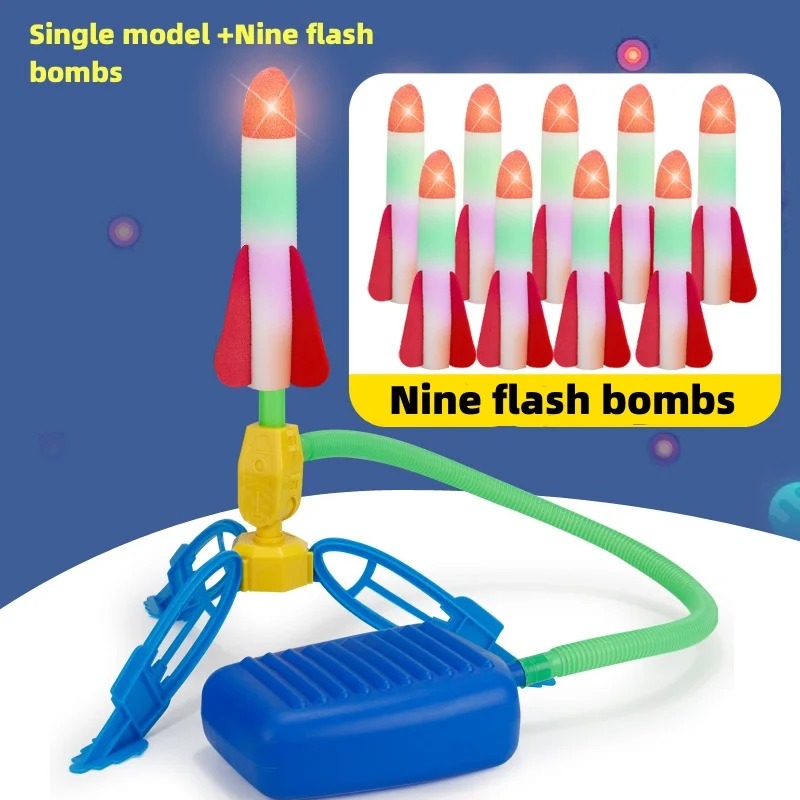 Giocattoli a razzo di piccole dimensioni per bambini espulsione luminosa all'aperto lancio Flash volante razzo giocattoli interattivi per bambini regalo