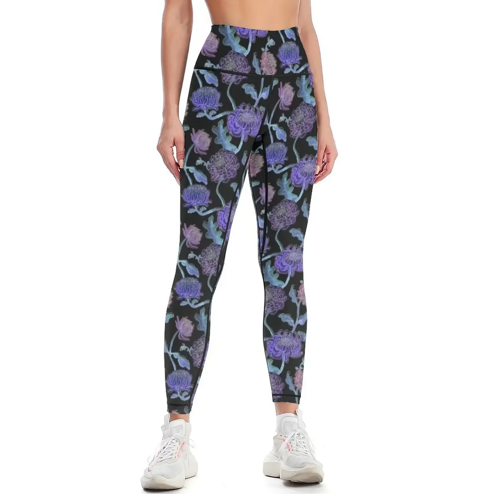 

Midnight Chrysanthemums in Watercolor Leggings sporty woman gym Legging sexy woman Women sports Womens Leggings