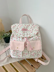 A simple and lovely lady's pure color backpack, fashionable and fashionable, suitable for daily use