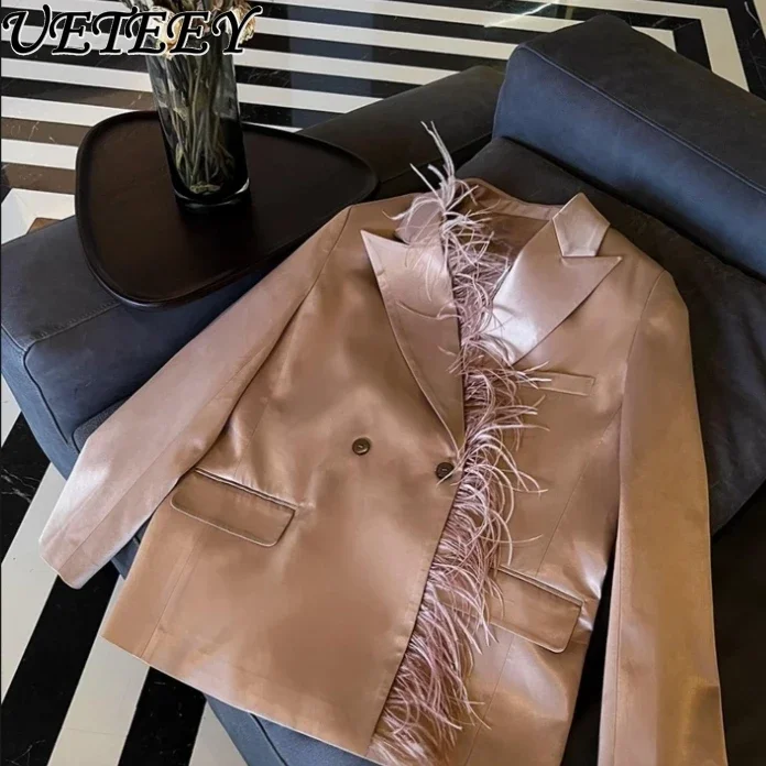 Giacca in piuma di struzzo da donna autunno Design di nicchia cappotto Blazer con spalle imbottite in raso doppiopetto allentato tutto abbinato