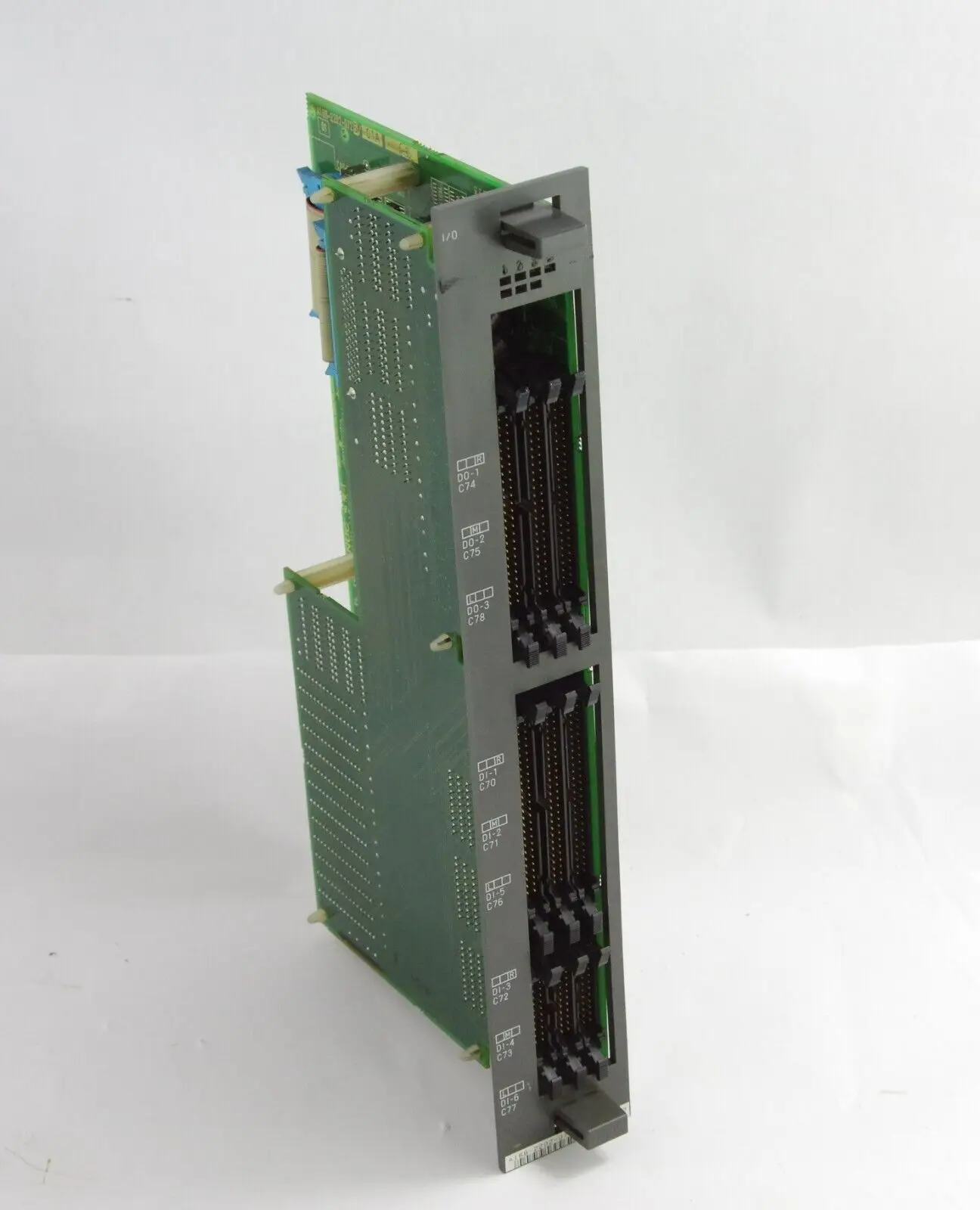 

A16B-2202-0725/01A / A16B22020725 IO Module