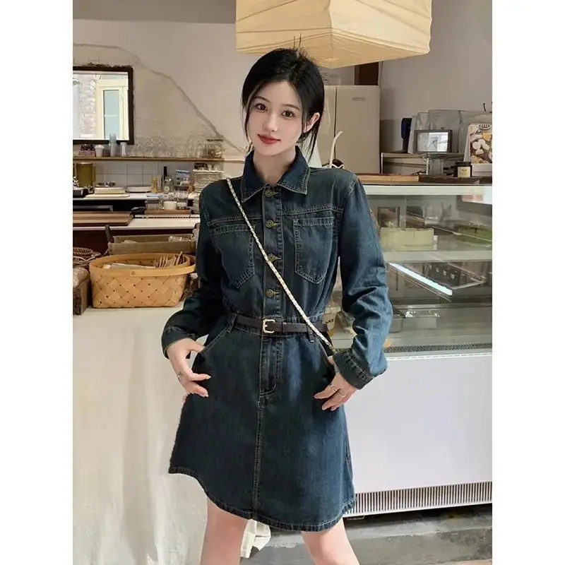 เดรสยีนส์ทรงเอ สไตล์วินเทจ ฮ่องกง ช่วยพรางหุ่น กระชับเอว รุ่นใหม่ล่าสุด สำหรับฤดูใบไม้ผลิและฤดูใบไม้ร่วง