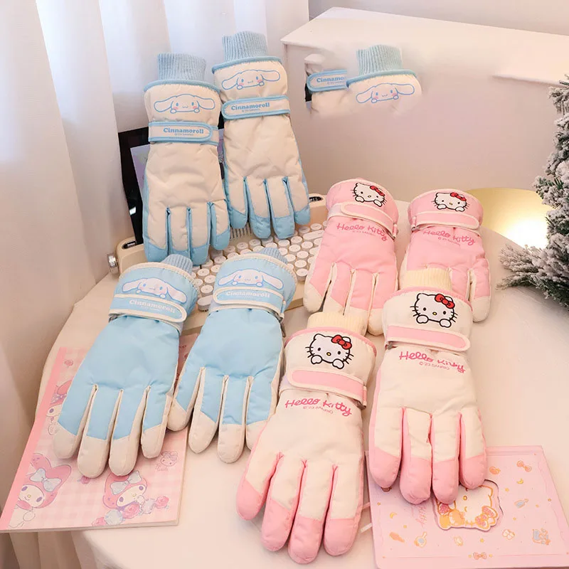 

For Kitty cat gloves Cute outdoor warm ski gloves with anti-slip function. Soft snow gloves as gifts.