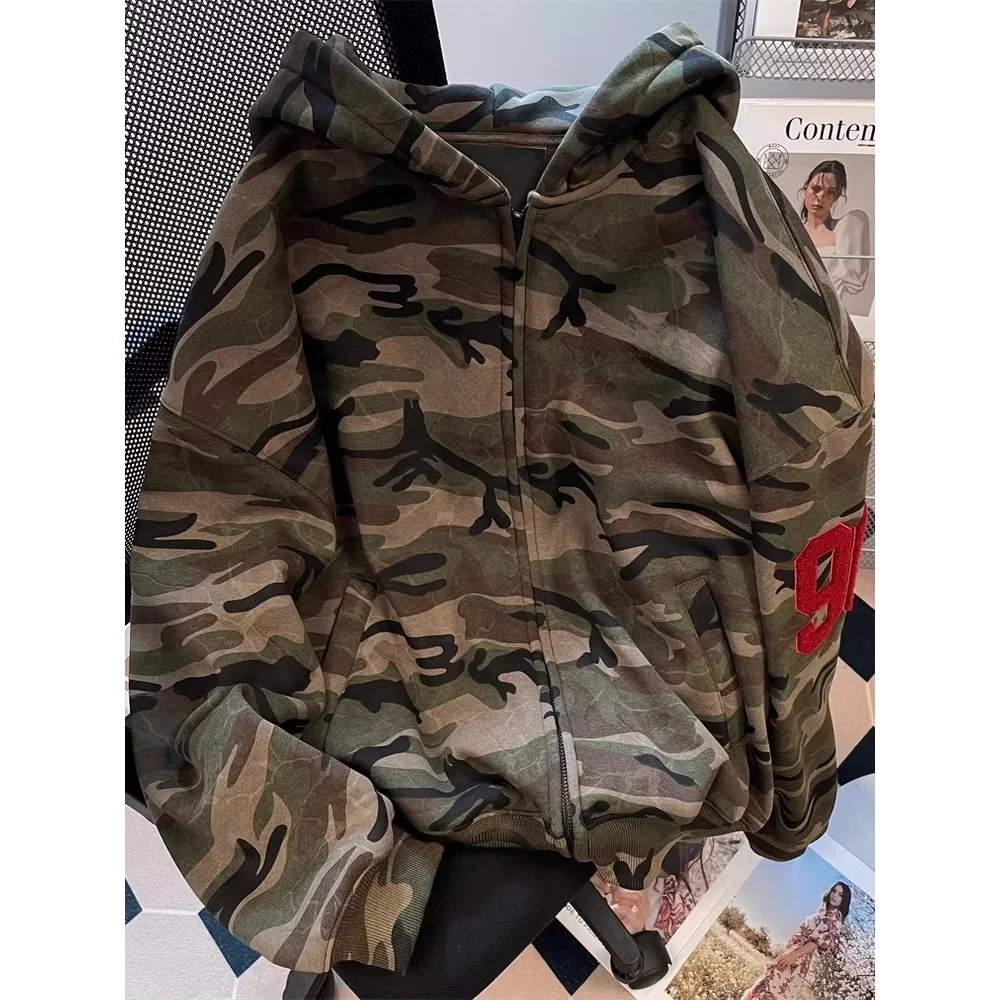 

Мужская толстовка оверсайз с вышитыми надписями, американский стиль, камуфляжный принт, уличная одежда, осенне-зимняя верхняя одежда