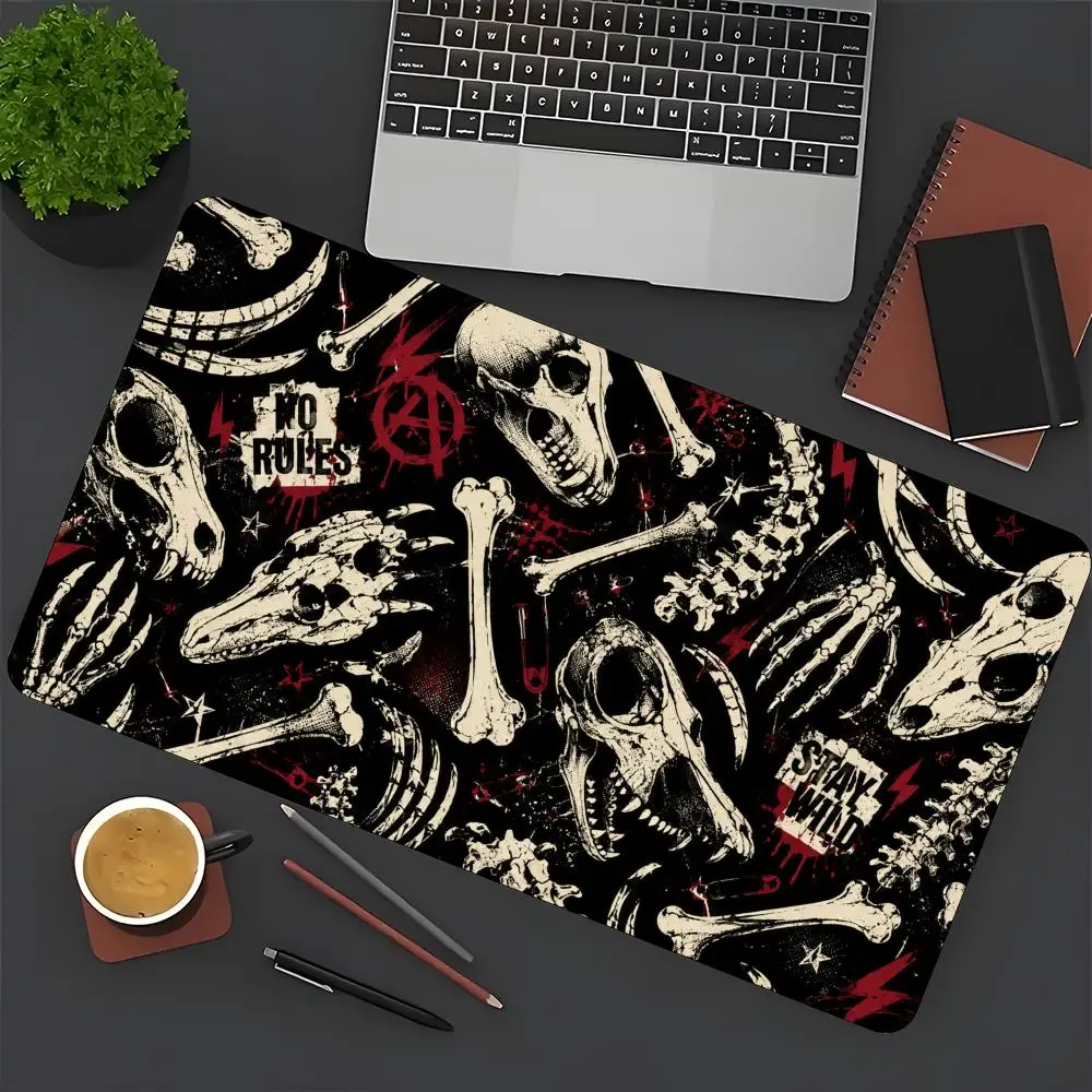 Grunge Animal Skull Bones Red Blood Splash Dark Graffiti Pattern Extra Large Non-Slip Extended Gaming Mouse Pad