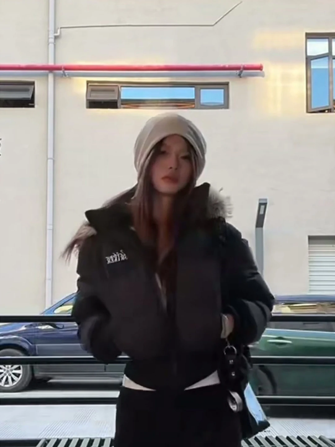 겨울 신상 플러스 사이즈 여성용 후드 다운 재킷 블라 플러피 칼라 따뜻한 허리 조임 슬림핏 솜 패딩 코트