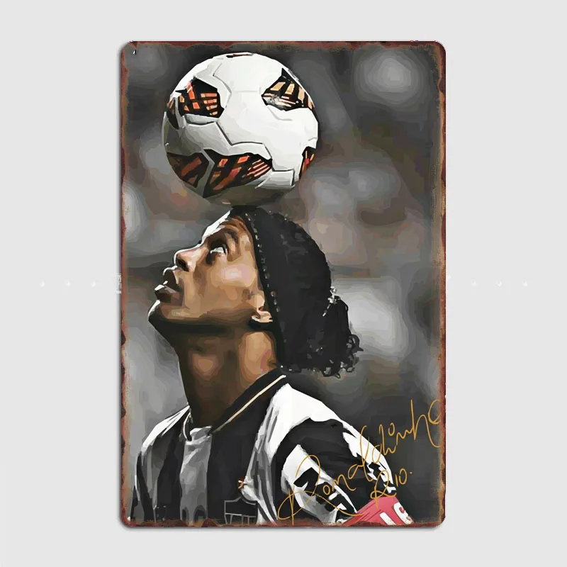 Ronaldinho Football Player Retro Metal Plaque Poster Club Home Decor Bar Cave Classic Tin Sign Room Decor Wall Decor