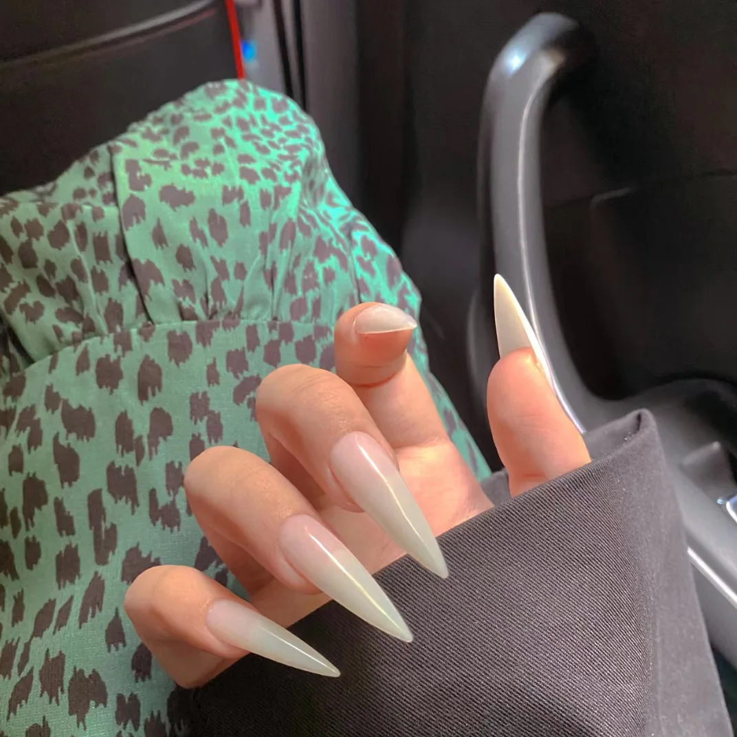 Dicas de unhas postiças longas para mulheres e meninas, unhas postiças chinesas, vermelhas, pressionadas, encantos de manicure, simples, cor sólida, diárias