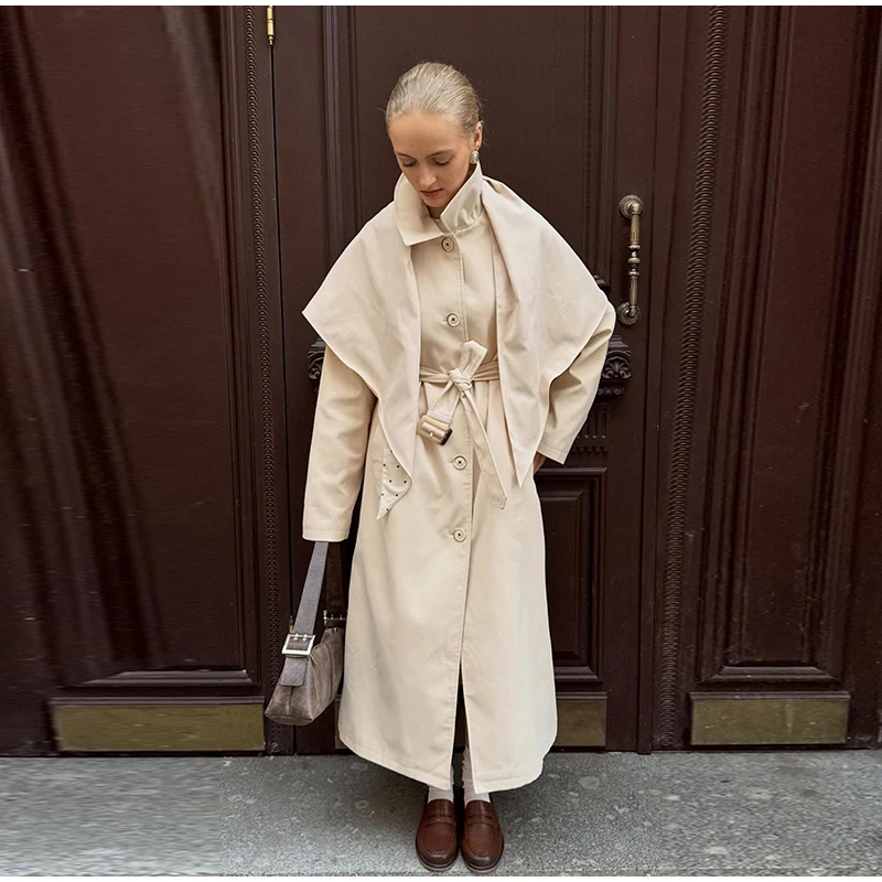 Solider Trenchcoat mit gepunktetem Futter, doppelseitiger Cape-Jacke mit Gürtel, tailliert, mit Knöpfen, Herbst 2026, Damenmode, Streetwear-Jacke – Detail 1