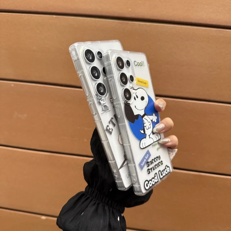Funda de teléfono de TPU transparente suave con soporte de Snoopy de dibujos animados para Samsung S22 S23 S24 S25 Ultra S30 Plus Note10 20