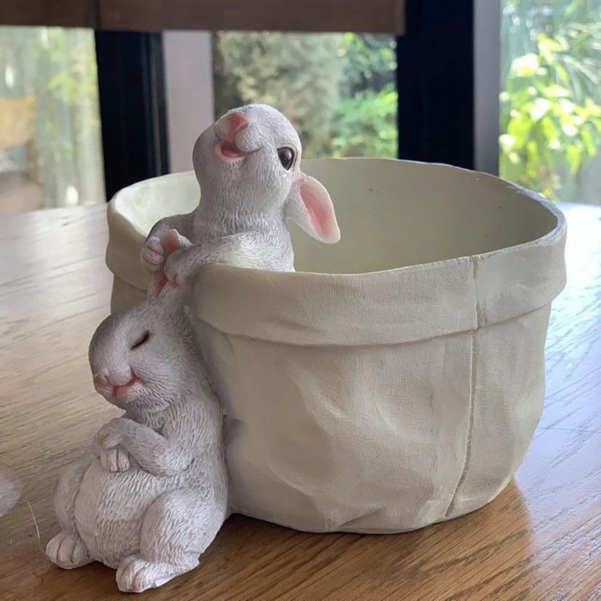 Cute Rabbit Animal Shaped Cartoon Planter Pots Stylish Indoor And Outdoor For Small Spaces Decorative Flower Pot Spring Decor