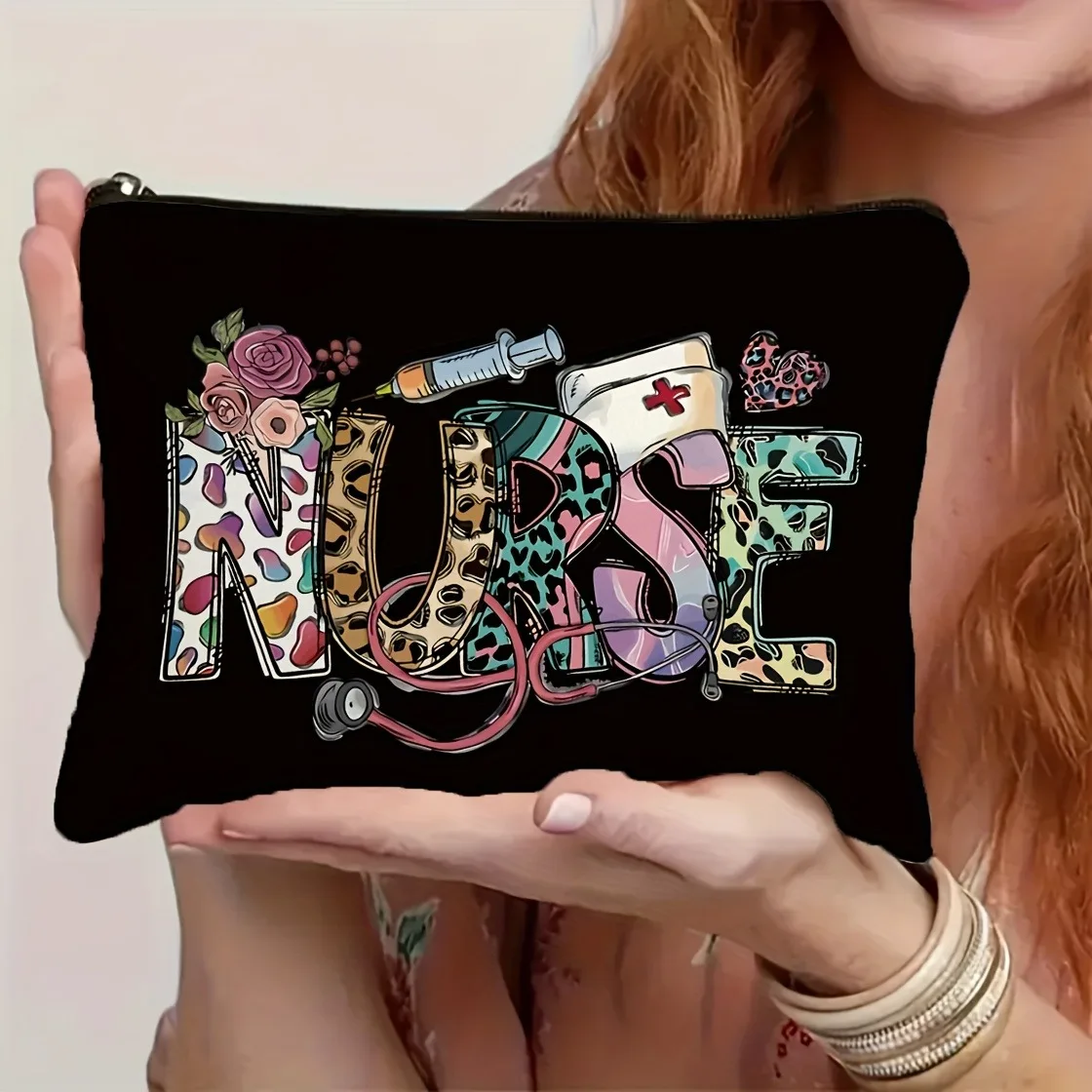 Chic Leopard Print Nurse Makeup Bag Gift for Nurses Polyester Portable Storage Bag Travel Cosmetic Pouch