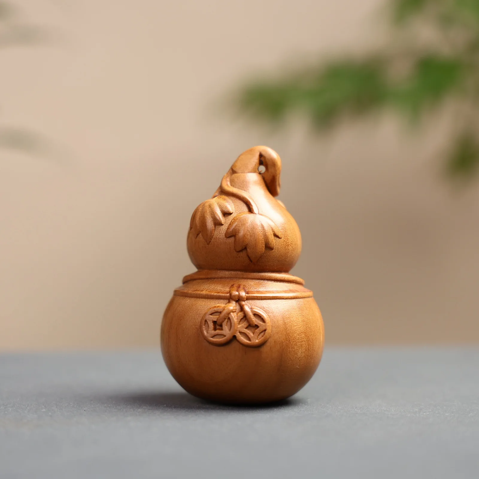 Chinese Style Jujube Wood Carved Gourd Handheld Fidget Toy Wealth Attracting Coin Pattern Car Hanging Pendant Fortune Blessing