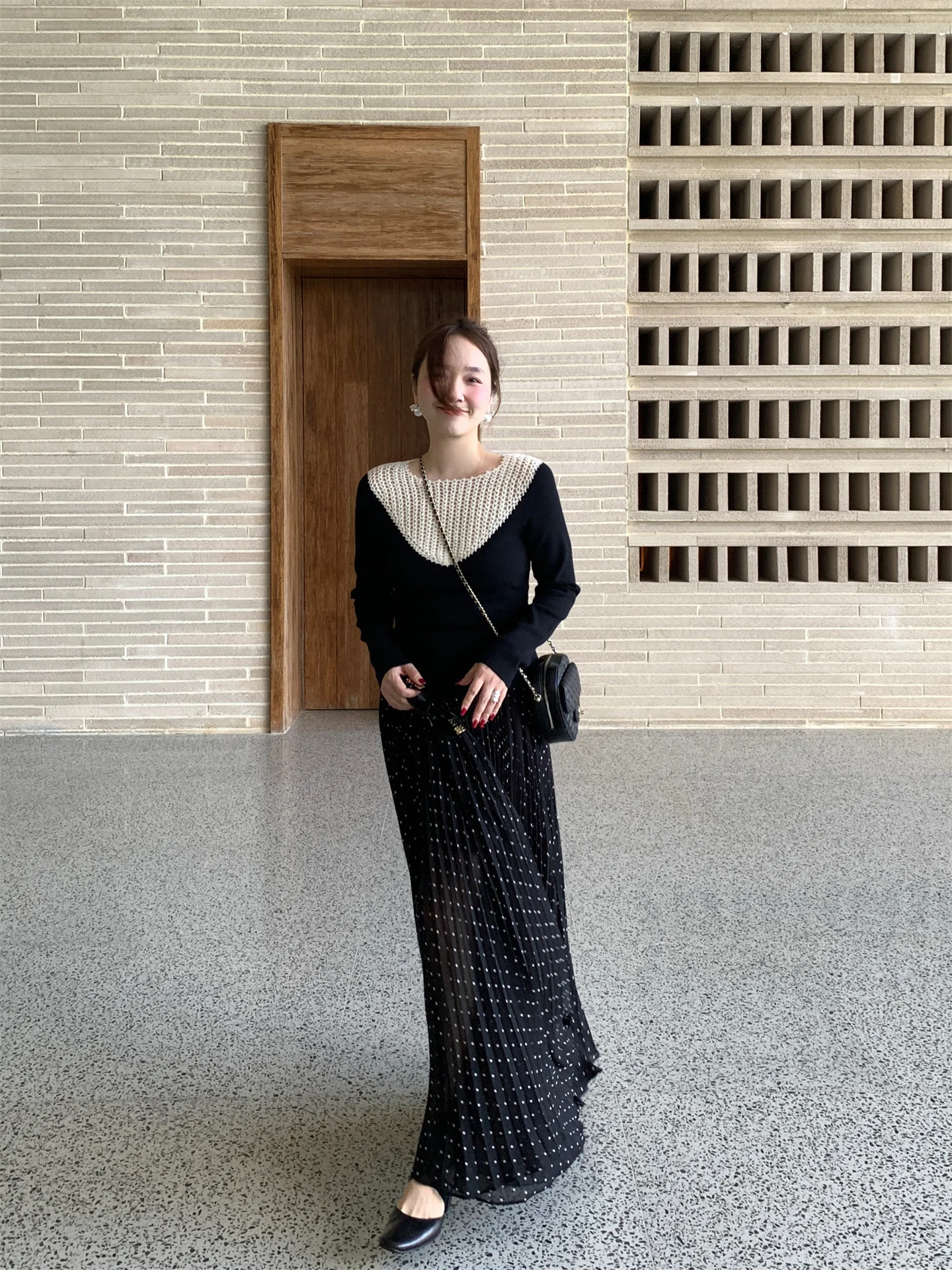 

Женский шерстяной вязаный свитер-пуловер приталенного кроя с красивым ажурным дизайном, весна 2026, модный повседневный топ с длинными рукавами