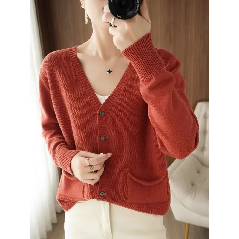 

New Knitted Cardigan for Women V-neck Loose Short Jacket Knitted Spring and Autumn Long-sleeved Temperament Sweater Thin