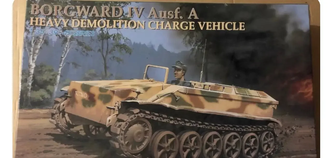 DRAGON 6101 1/35 Scale Borgward IV Ausf.A Heavy Demolition Charge Vehicle Model Kit