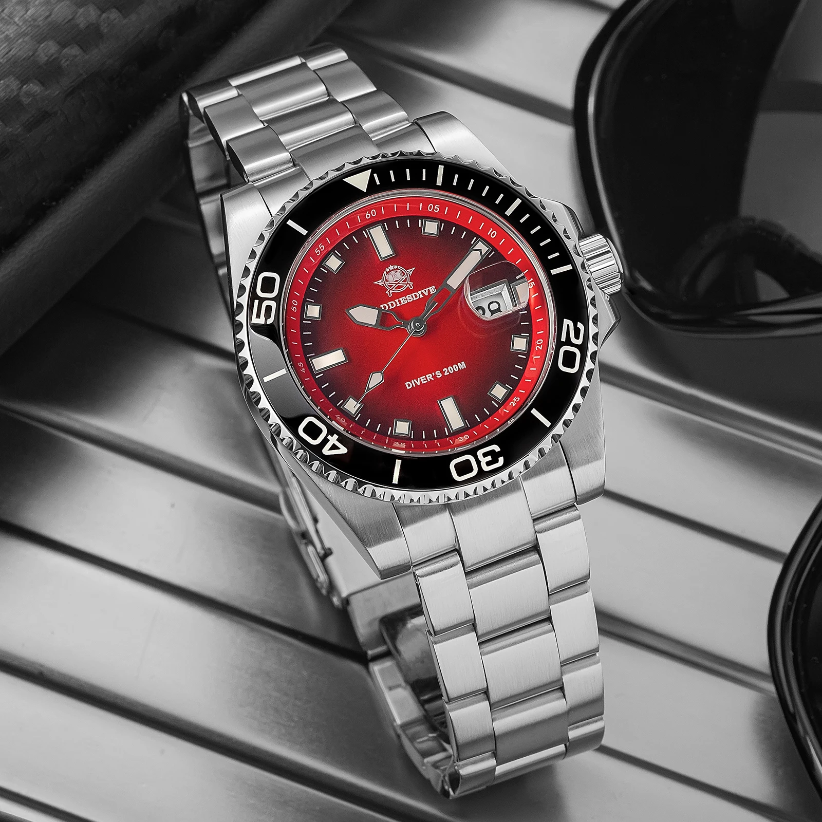 ADDIESDIVE Quartz Watches for Men Rotatable Ceramic Bezel Fashion Colorful Rubber Stainless 20Bar Waterproof Diver Watch AD2089