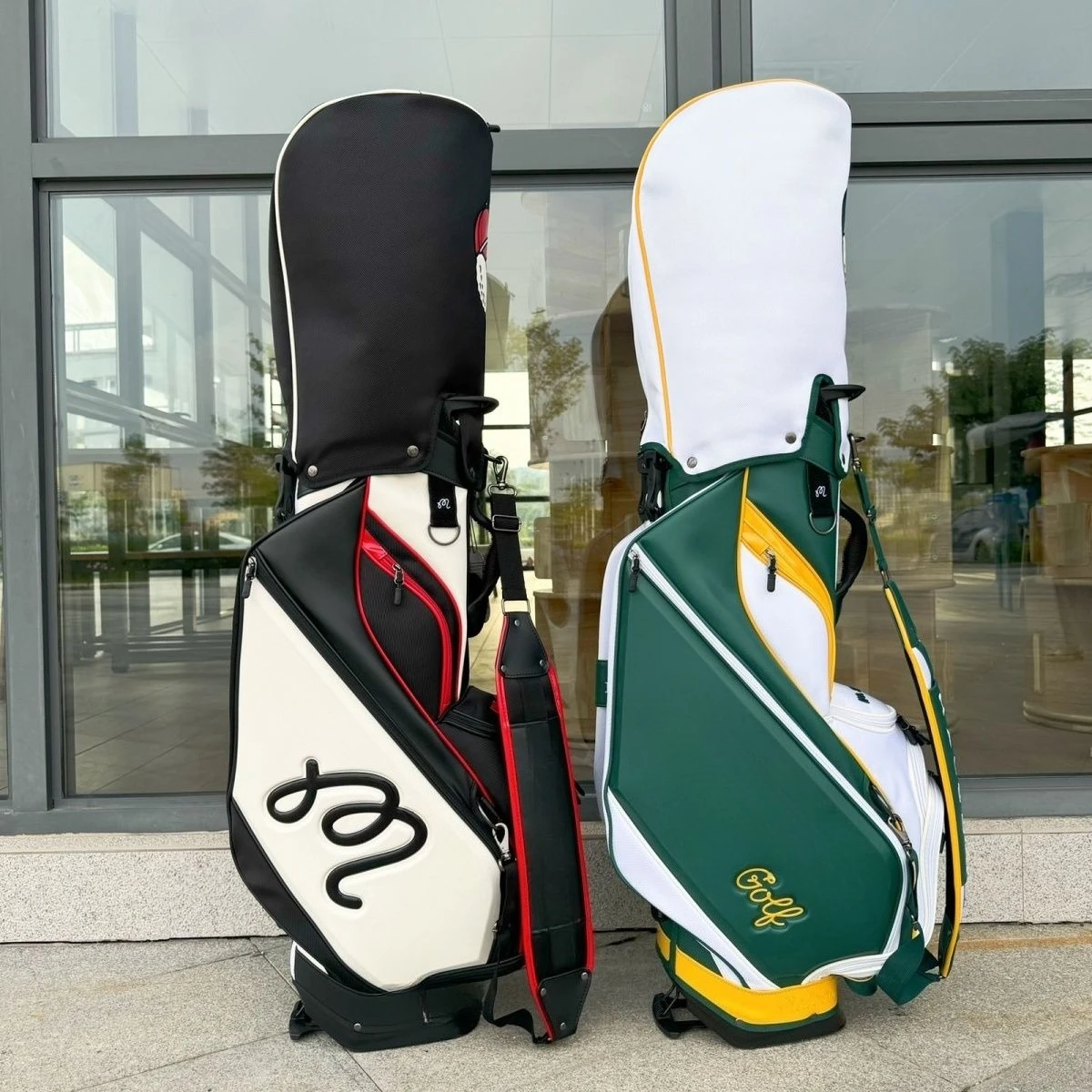 Sport a zábava - Golf - Retrívři míčů