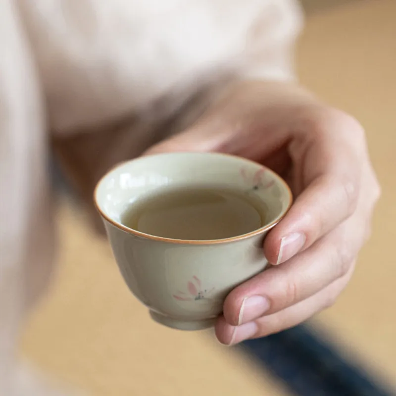 1 Pc Chinese Tradition Ceramic Tea Cup Hand-painted Pink Orchid Tea Bowl Household Tea Set Handmade Porcelain Teacup 40ml