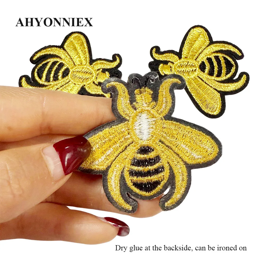 3pcs/lot Small Bee Patch Embroidery Cloth Stickers Patches DIY Socks Scarf Dress Pants Accessories
