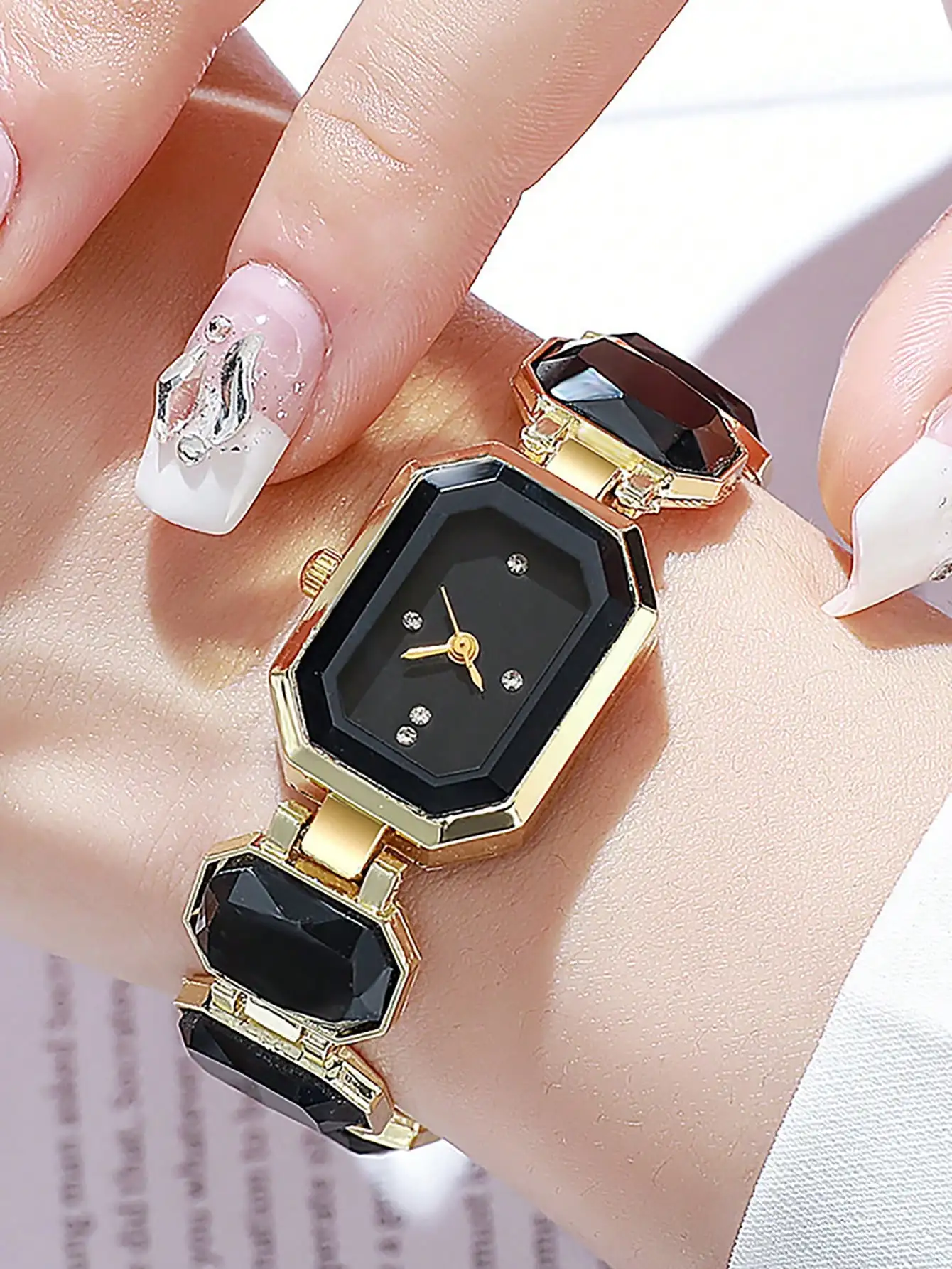 ساعة نسائية مربعة فاخرة مياه الفولاذ المقاوم للصدأ الماس حركة كوارتز موضة سوار ساعة ساعات السيدات الذهب الوردي #2