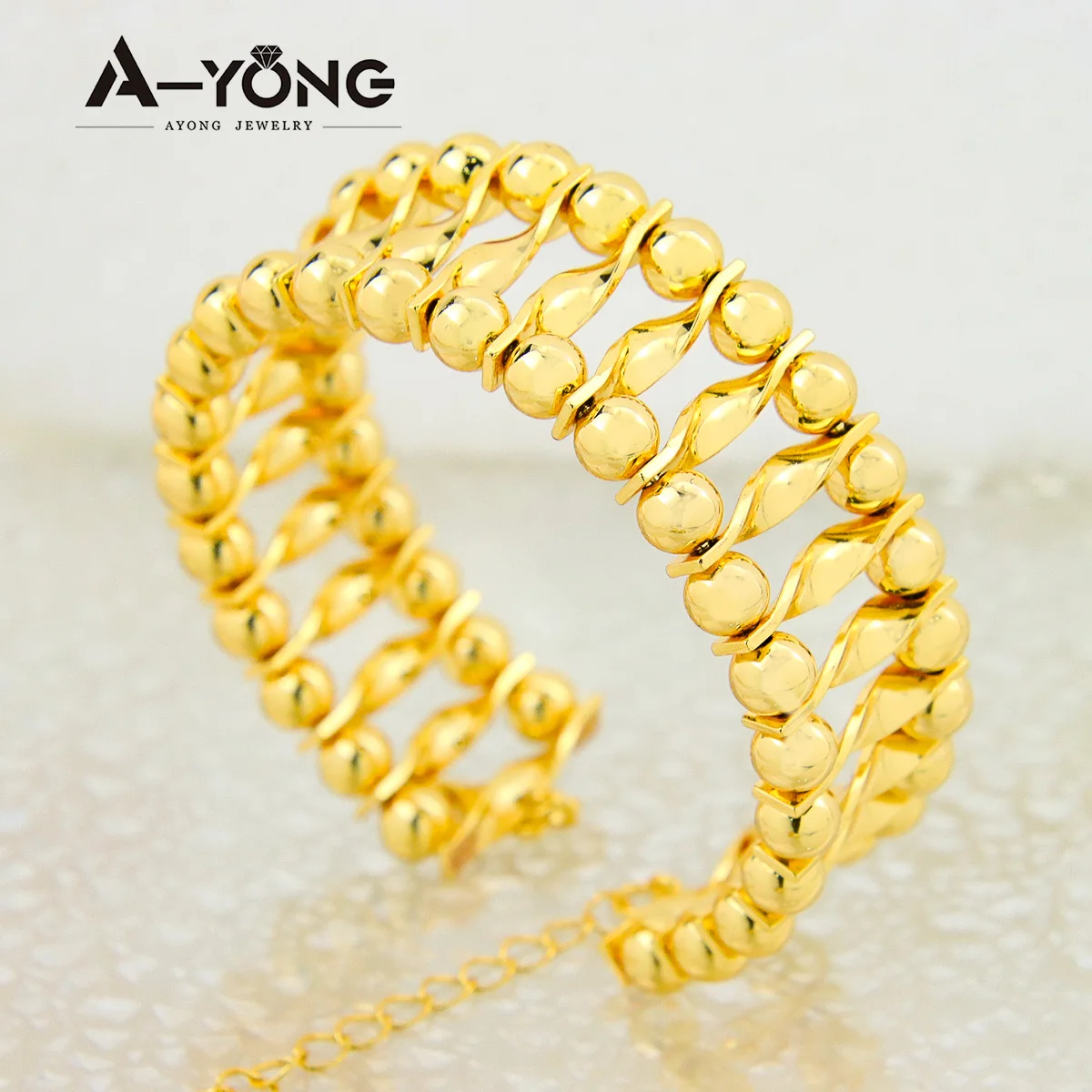 Nigeria Wedding Bracelet 21k Gold Plated Wide Hollow Egypt Luxury Bridal Bangles Ethiopian Africa Bride Engagement Party Jewelry