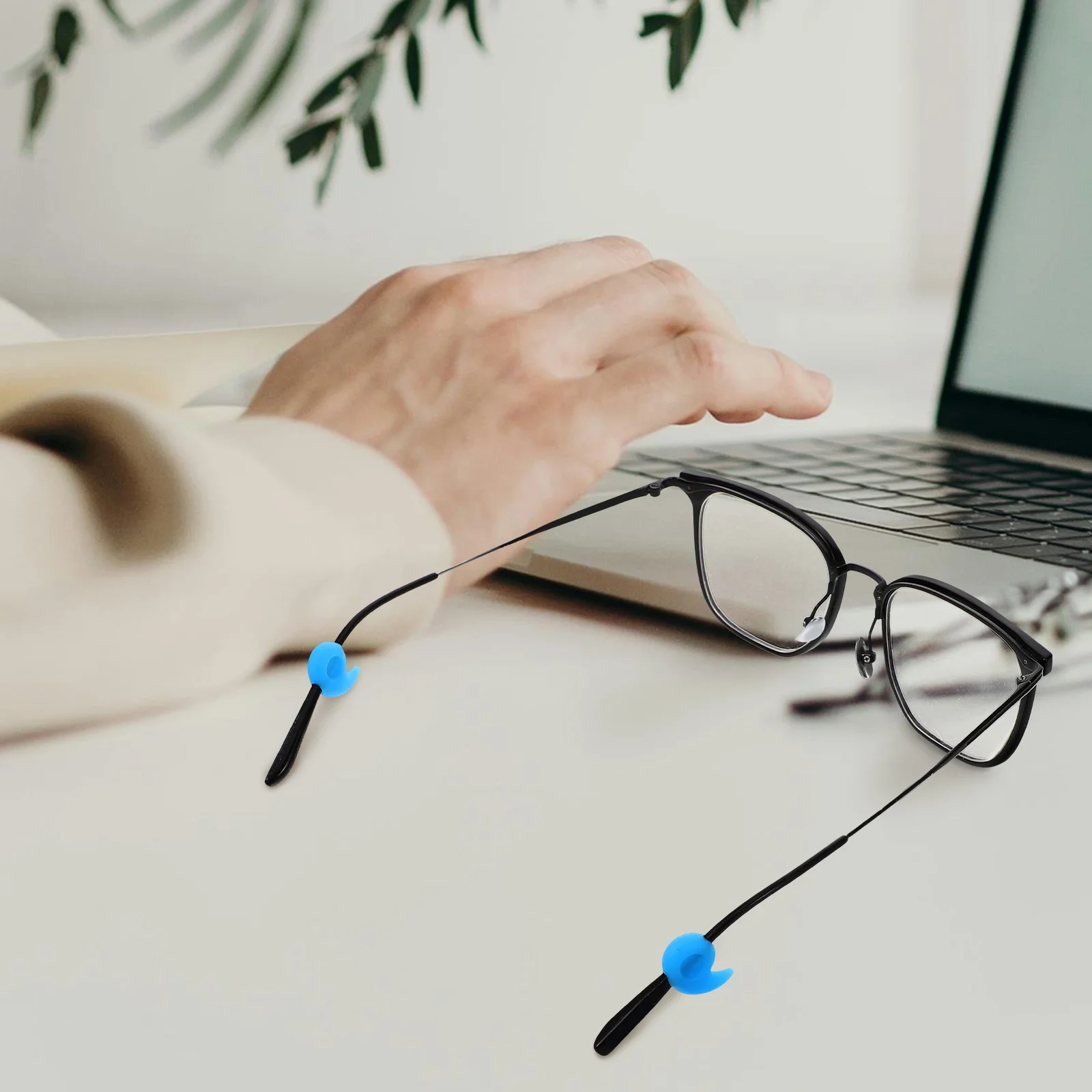 

Silicone Anti-Slip Glasses Ear Grips Non-Slip Eyeglass Ear Hooks Colorful Soft Retainer For Men Women Sunglasses