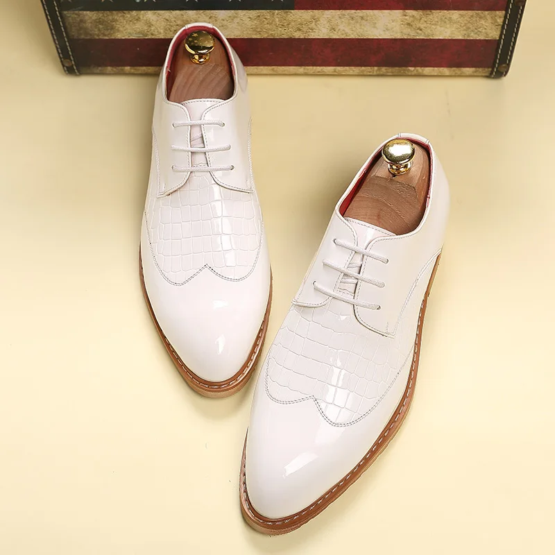 

Men Derby Shoes PU Splicing Embossed Pattern Fashion Classic Low Heel Business Dress Men Shoes