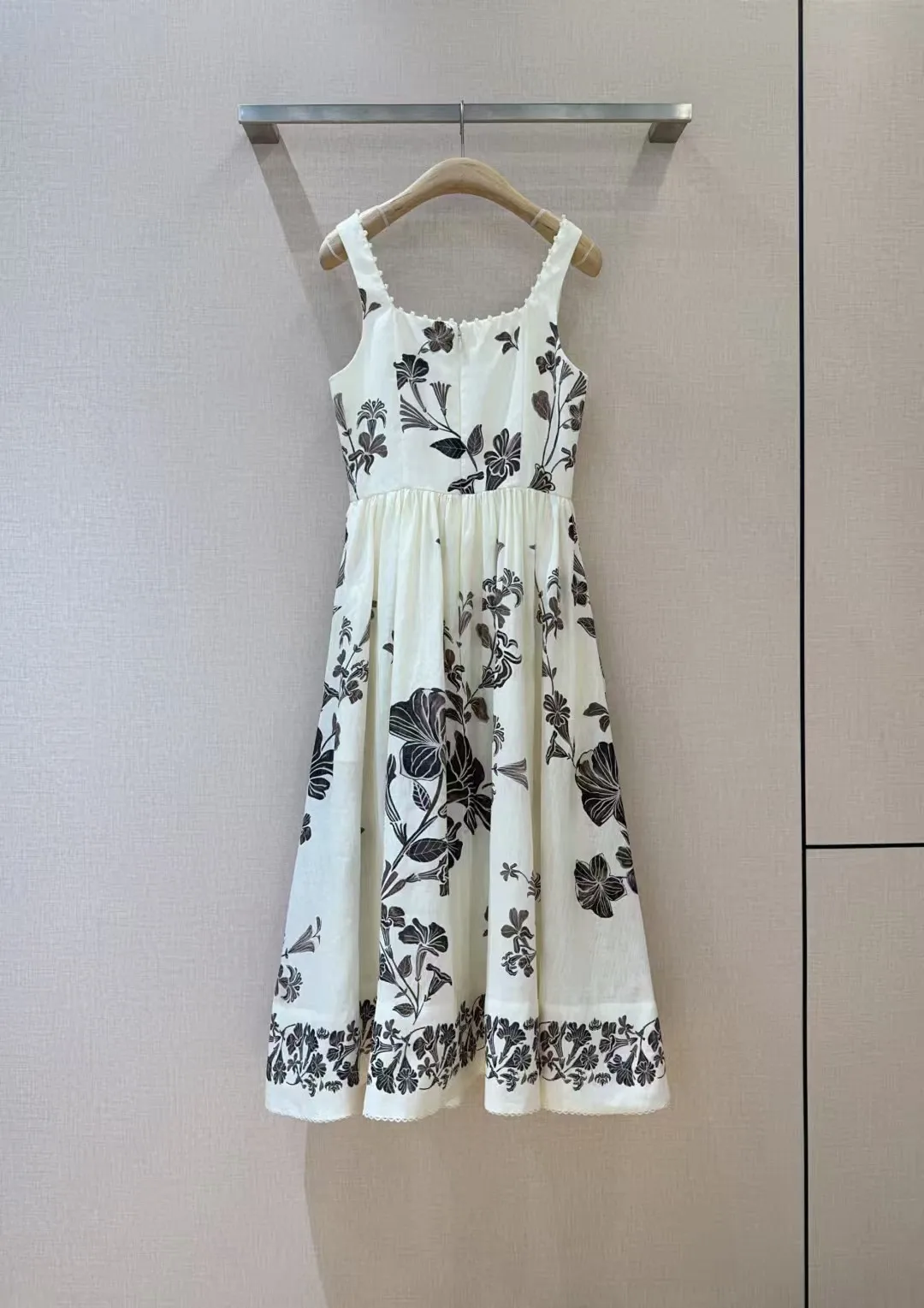 Customized High-End Women's Printed Camisole Dress Fashionable Designer Custom Clothing for Ladies