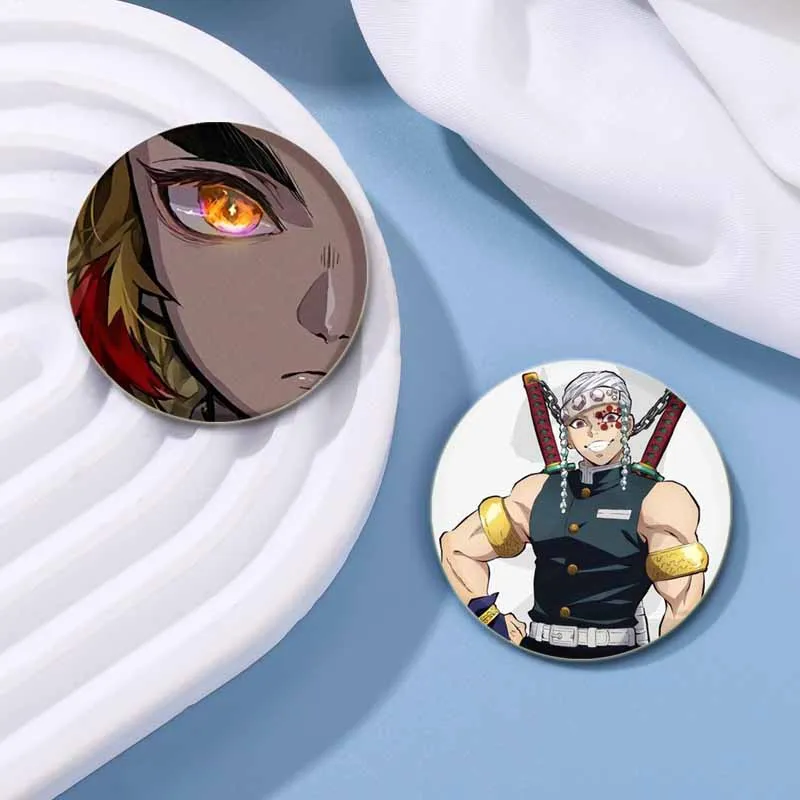 Broches rondes Anime Demon Slayer, épinglettes de dessin animé, badges cosplay, sac à dos, vêtements, sac, accessoires de bijoux, cadeaux, 58mm, 32mm, 44mm