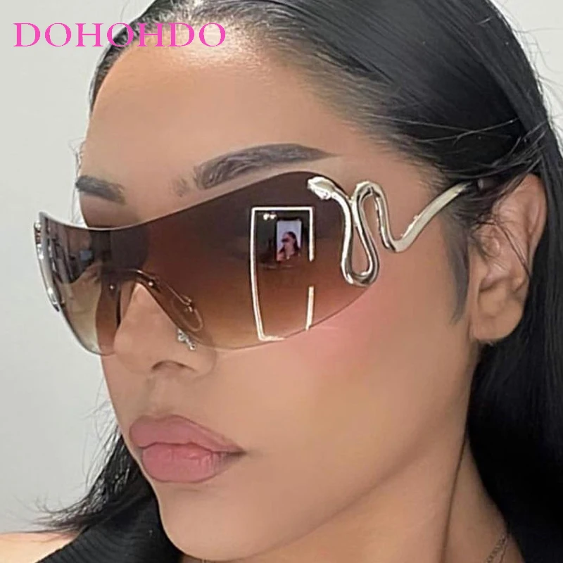 

DOHOHDO Fashion One Piece Women Sunglasses 2025 Trendy Oversized Outdoor Goggles Sun Glasses Men Punk Personalized Eyewear UV400