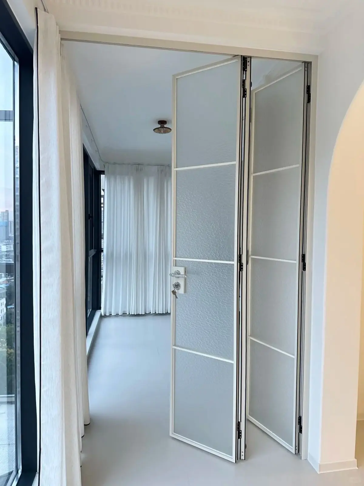 

Slim Frame Thermal Break Exquisite Manual Folding Door 6063 T5 Aluminum Alloy Certification Fold Up Doors Interior Bifold Doors