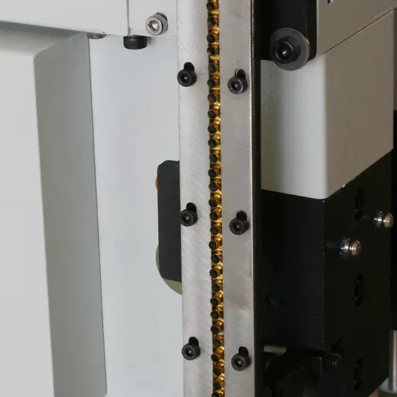 Double-Head Riveting Machine, Automatic Dual-Hole Punching Machine for Packaging, Fully Automatic Riveting Machine (Customized)