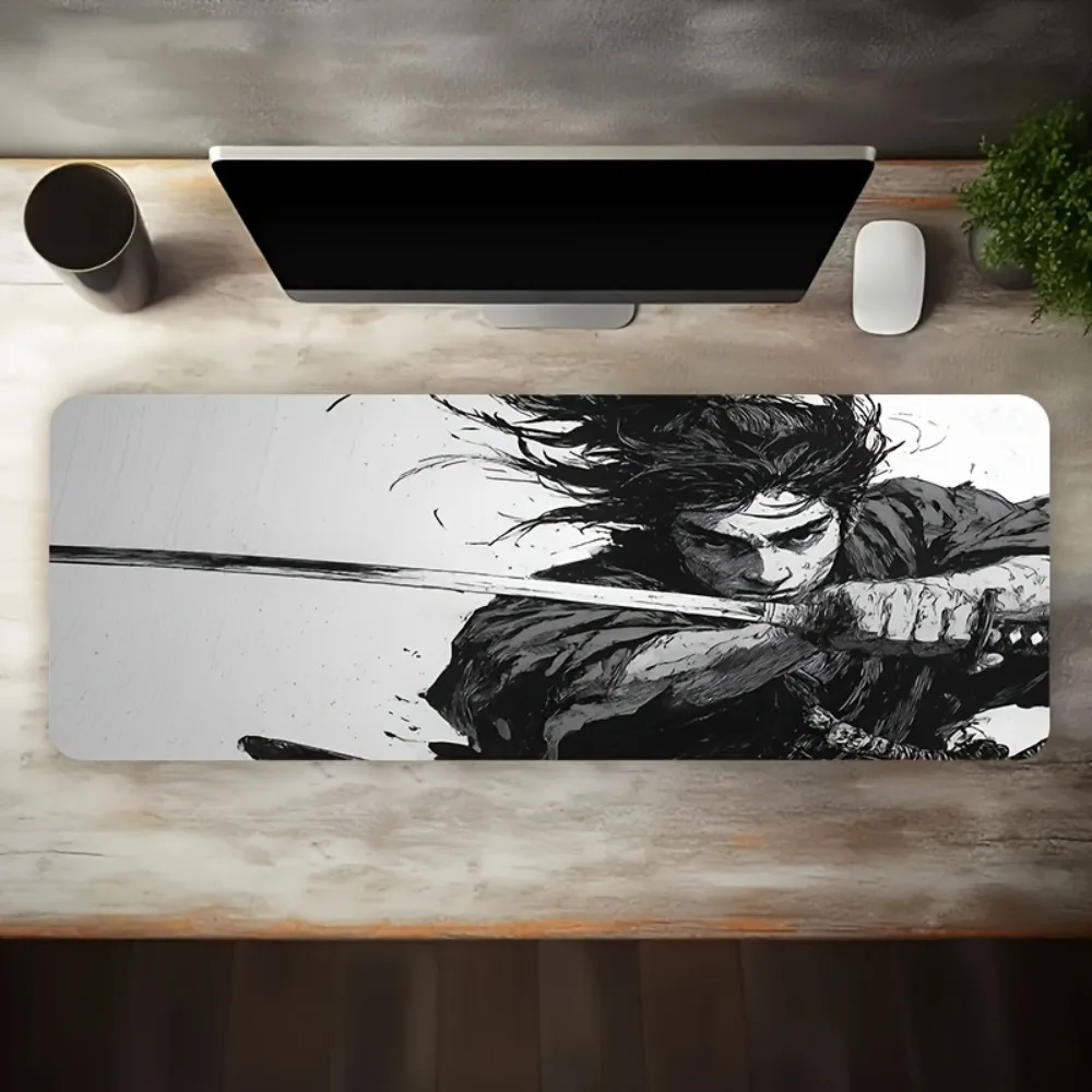 

Игровая подставка Extra-Long Ink Swordsman | Нескользящий моющийся коврик для геймерской или офисной рабочей станции