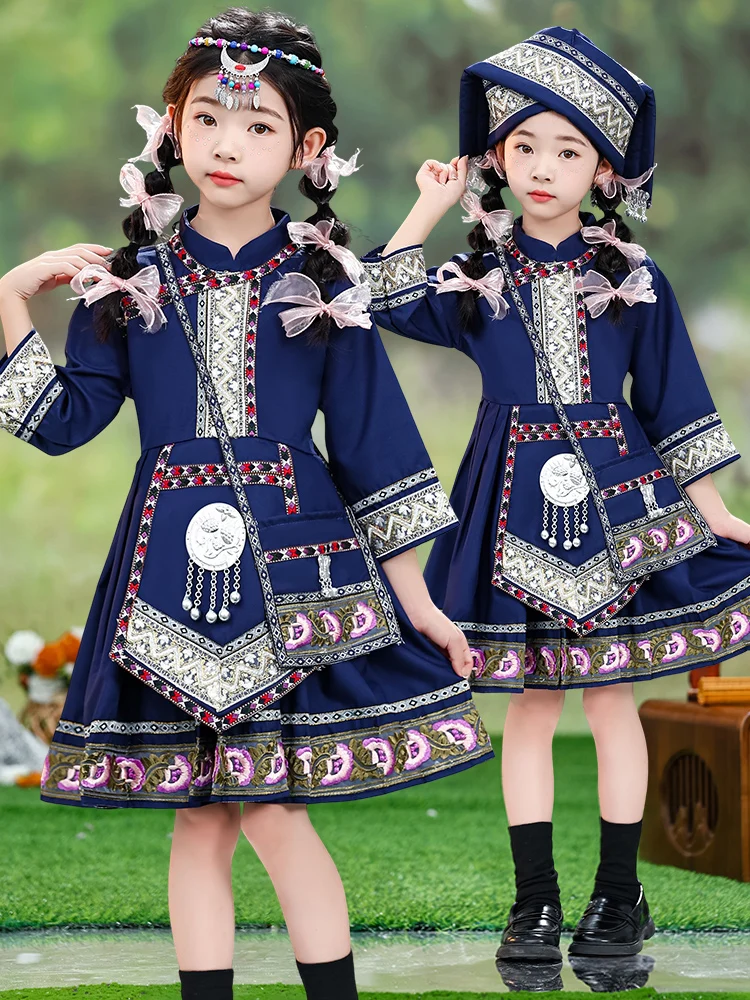 

New 2026 Children's Guangxi Zhuang Ethnic Clothing March Tee Festival Nursery Girls' Clothing Traditional Minori Outfit