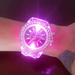 Reloj de cuarzo Unisex para adolescentes con esfera luminosa de diamantes de imitación, elegante correa de silicona, regalo Ideal