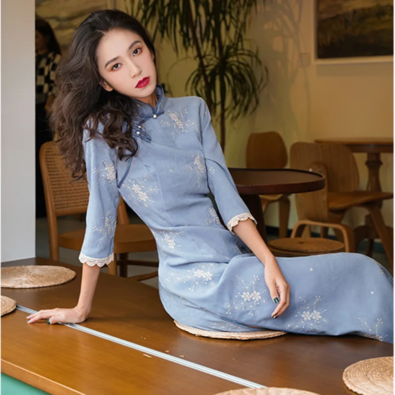 

Blue improved cheongsam women's Suede spring 2022 new fashion young temperament retro medium length dress