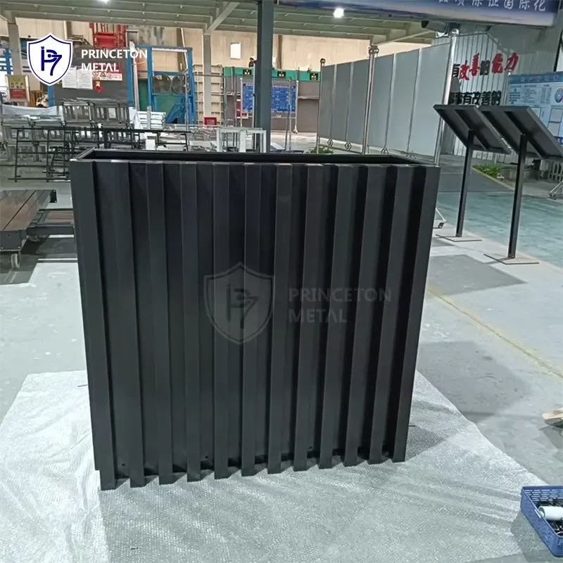 Rectangular Aluminum Flower Pot 3mm Thick Powder Coated Anti-rust Modern Durable Outdoor Planter with Drainage Hole