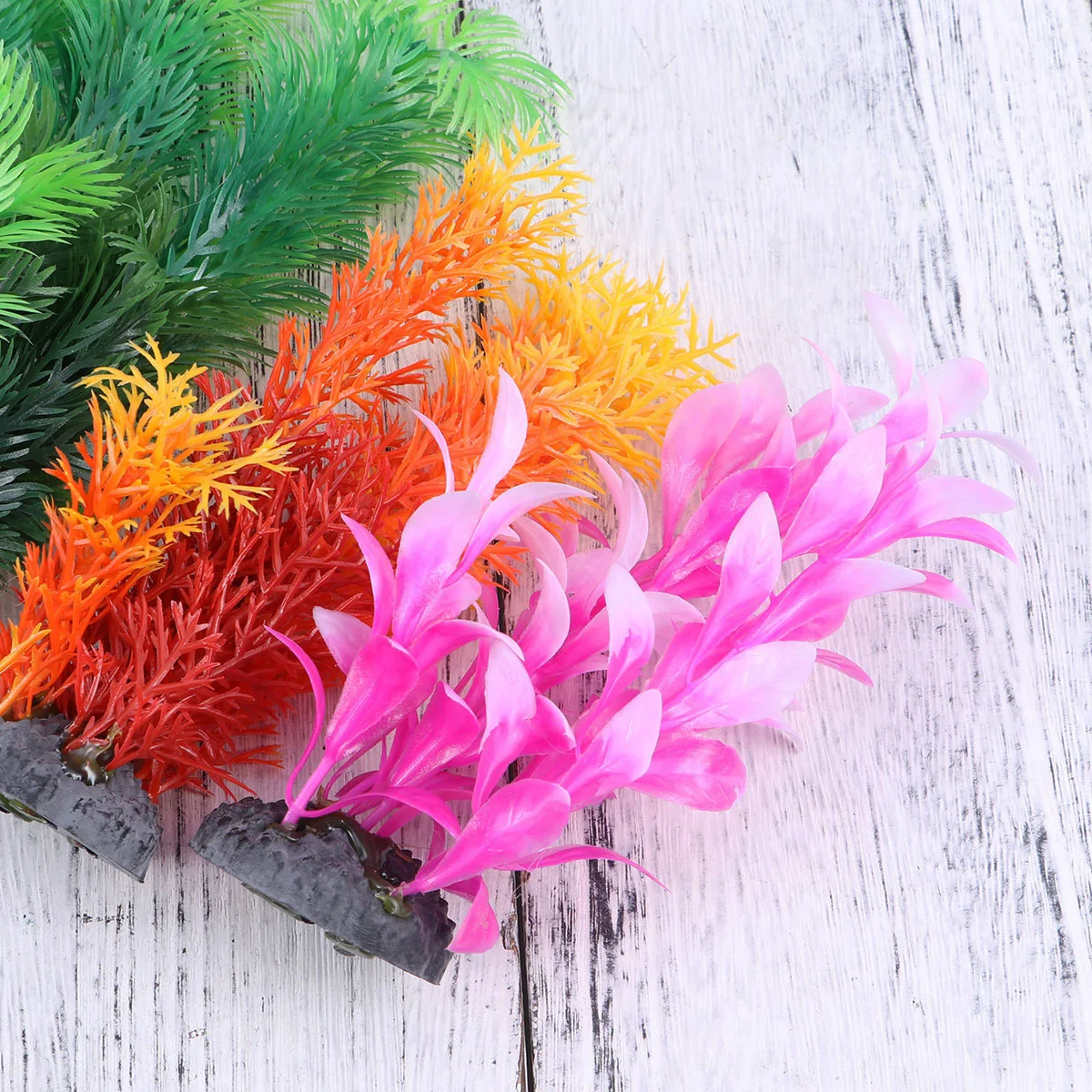 

6pcs Artificial Grass Aquarium Decorations Plastic Plants Fish Tank Ornaments Realistic Underwater Garden Pet Habitat