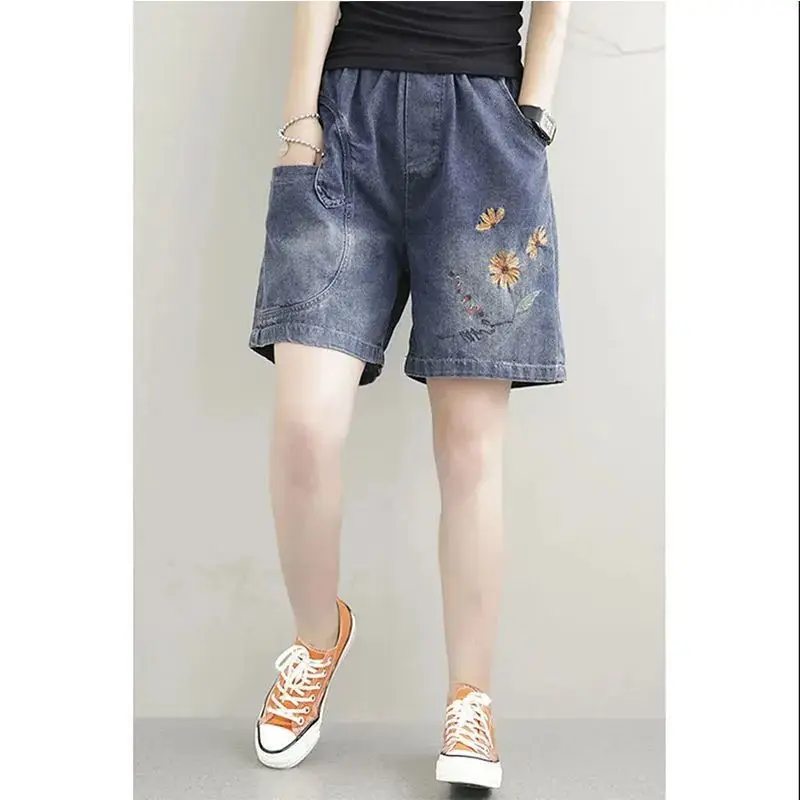 Women Summer Vintage Fashion Loose Large Size Embroidered High Waist Wide Leg Women Clothes Casual All-match Appear Thin Shorts